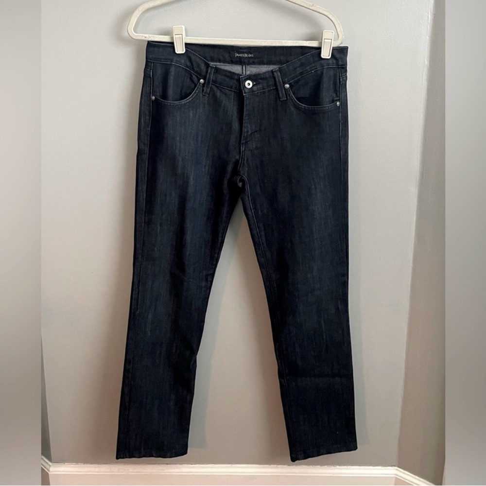 James Jeans. Straight Leg. Size 32